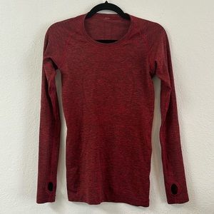 Lululemon top Medium 6 long sleeve red thumbholes small